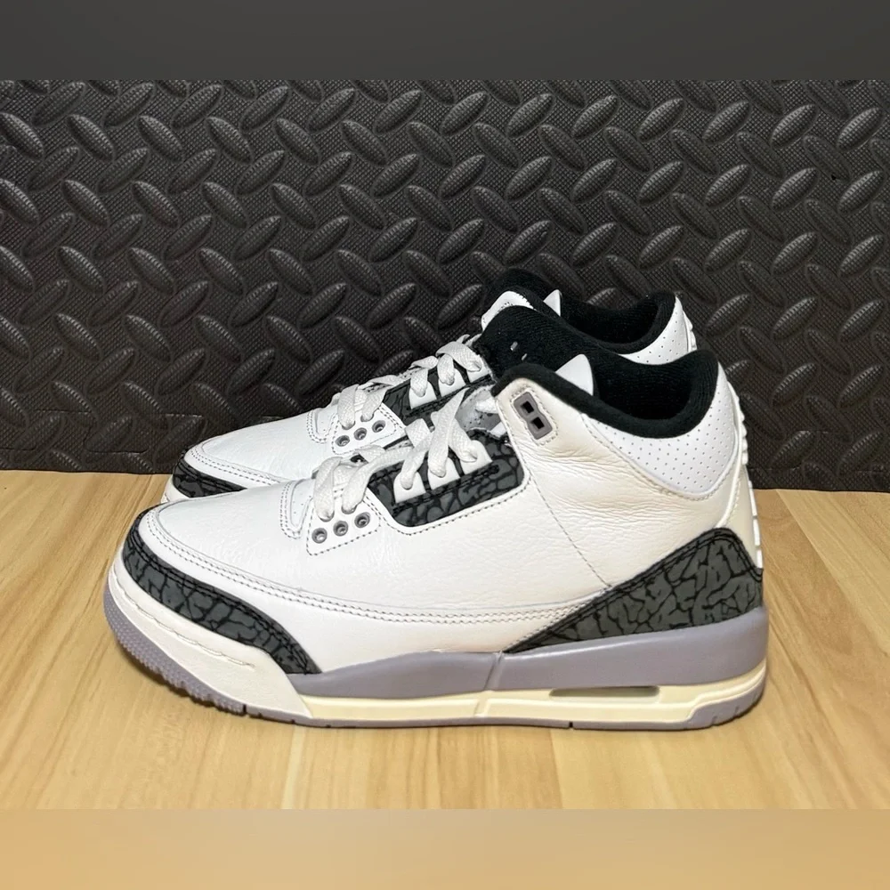 Air Jordan 3 Retro Cement Grey CT8532-106 GS Size 5Y Womens Size 6.5 (B‎ Grade)
